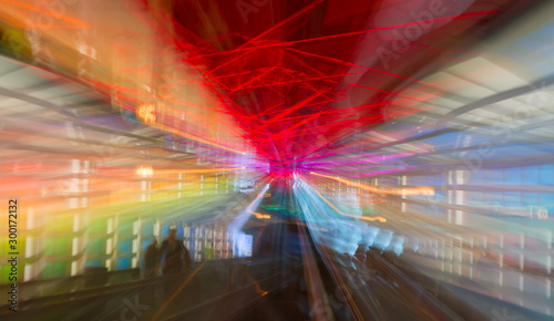 Foto Underground passage in the Chicago O'Hare airport