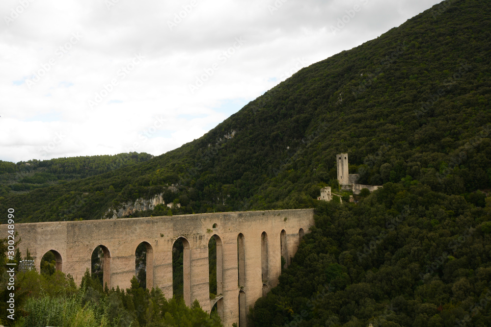 acquedotto romano a spoleto