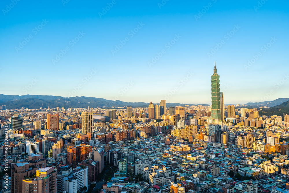 Naklejka premium Beautiful architecture building taipei city