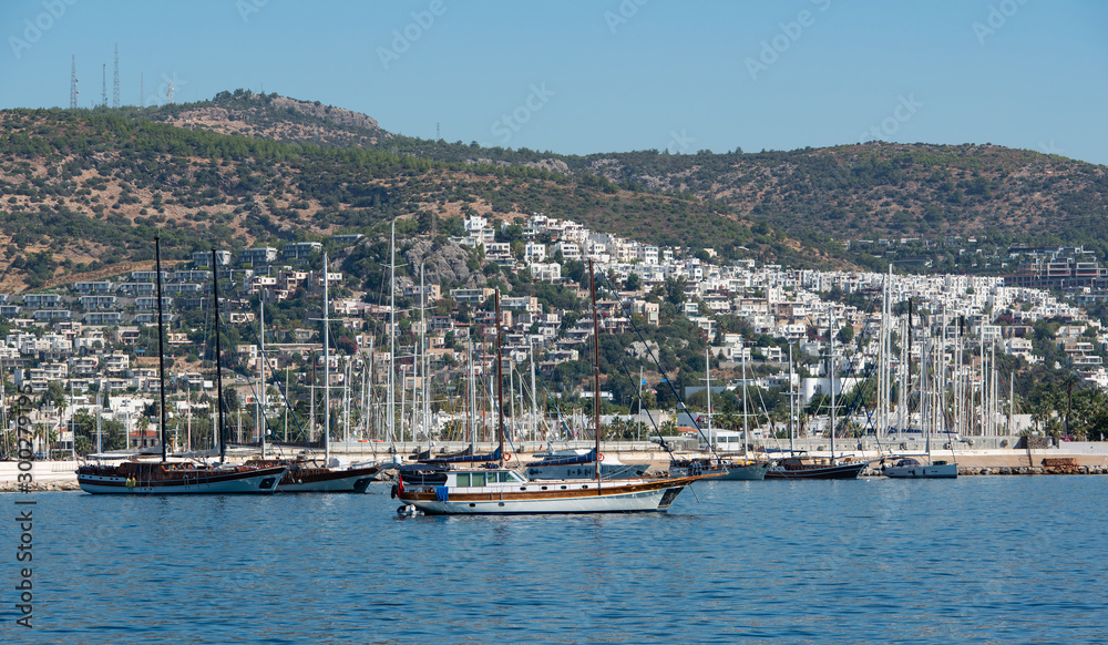 Charteryachten im Hafen von Bodrum auf der Insel Türkei