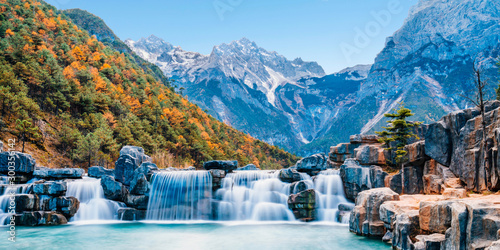 Fototapeta Naklejka Na Ścianę i Meble -  Landscape of Blue Moon Valley in Jade Dragon Snow Mountain, Lijiang, Yunnan, China	