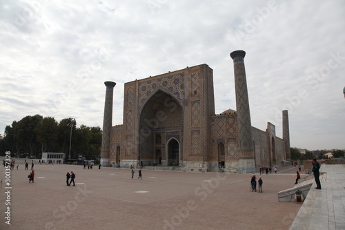 Uzbekistan. Samarkand. Tilla-Kari madrasa 