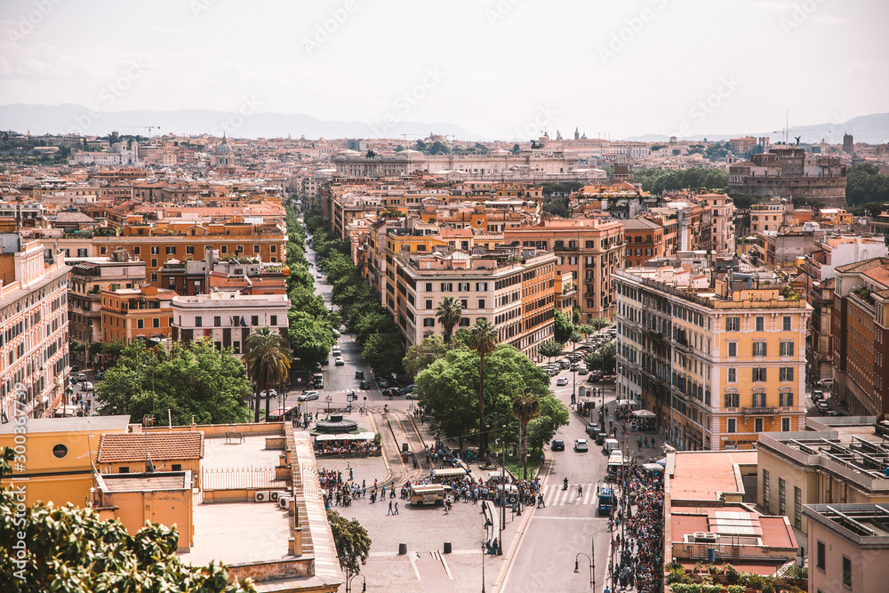 Streets and buildings of Rome