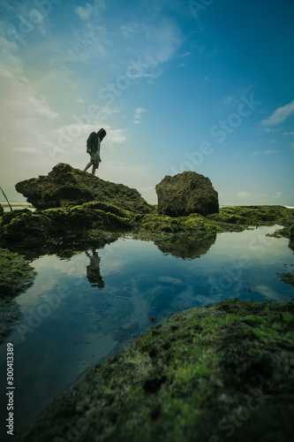 Exploring on the rocks © Taufik C Nugroho