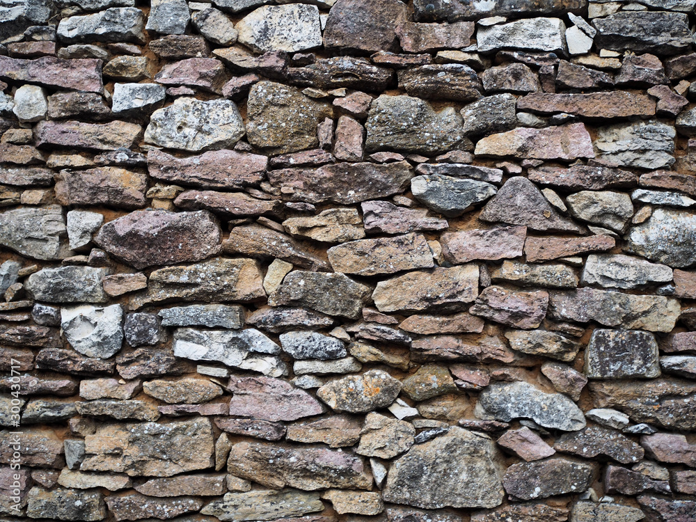 Pared de piedra sin cemento.