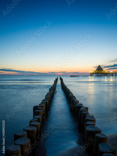 Wallpaper Mural Seebrücke in Heringsdorf auf Insel Usedom am Morgen - Ostsee in Deutschland Torontodigital.ca