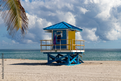 Colorful lifeguard stand in Hollywood, FL © alan