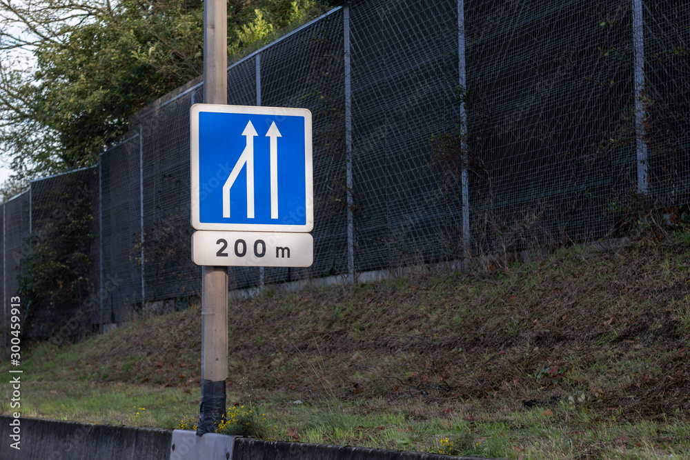 Réduction de chaussée sur 2 voies Réduction de chaussée sur 2 voies
