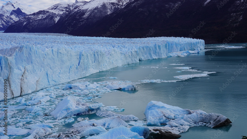 perito moreno glacier	