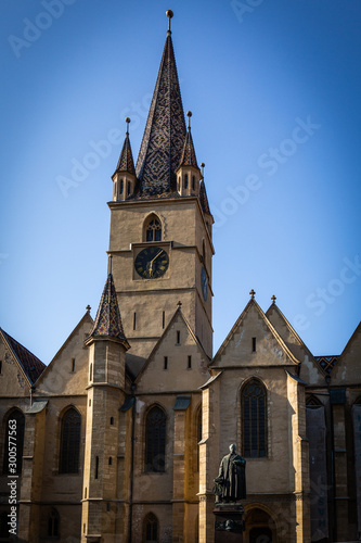 Außenansicht der evangelischen Kirche in Hermannstadt