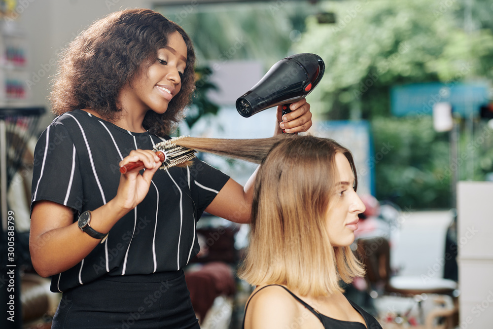 Black on sale beauty salon
