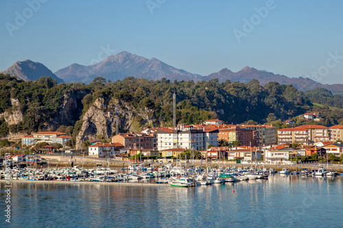 Wallpaper Mural Paisaje marítimo de Ribadesella Torontodigital.ca