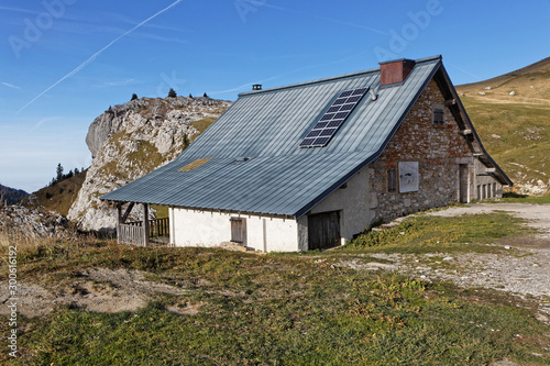 Canvas Print A sheepfold on the Charmant-Som, a summit in Chartreuse, French Alps