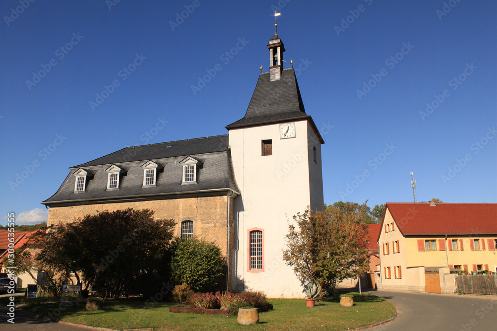 Dorfkirche in Eberstedt (Weimarer Land) Dorfkirche in Eberstedt (Weimarer Land)