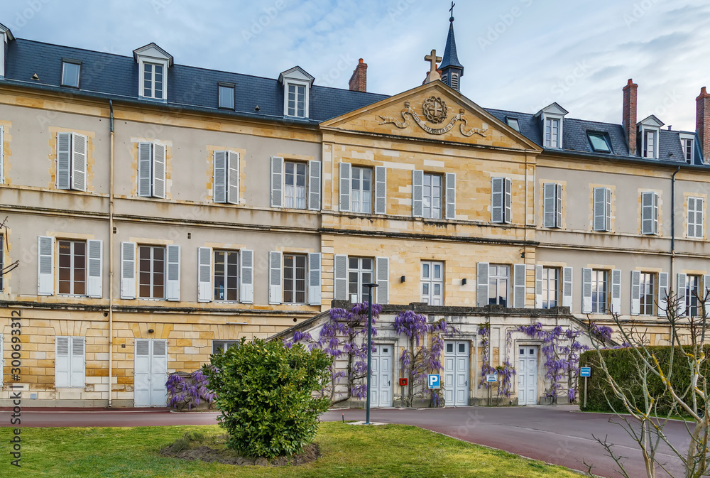 Fototapeta premium Saint Gildard abbey, Nevers, France