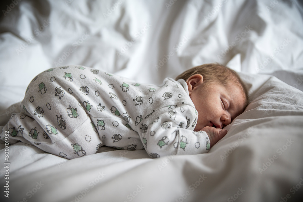 Bebe durmiendo hotsell