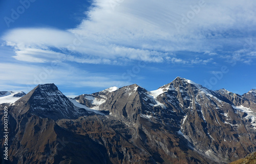 Föhnwolke über den Gipfeln - foehn weather in the Central Alps