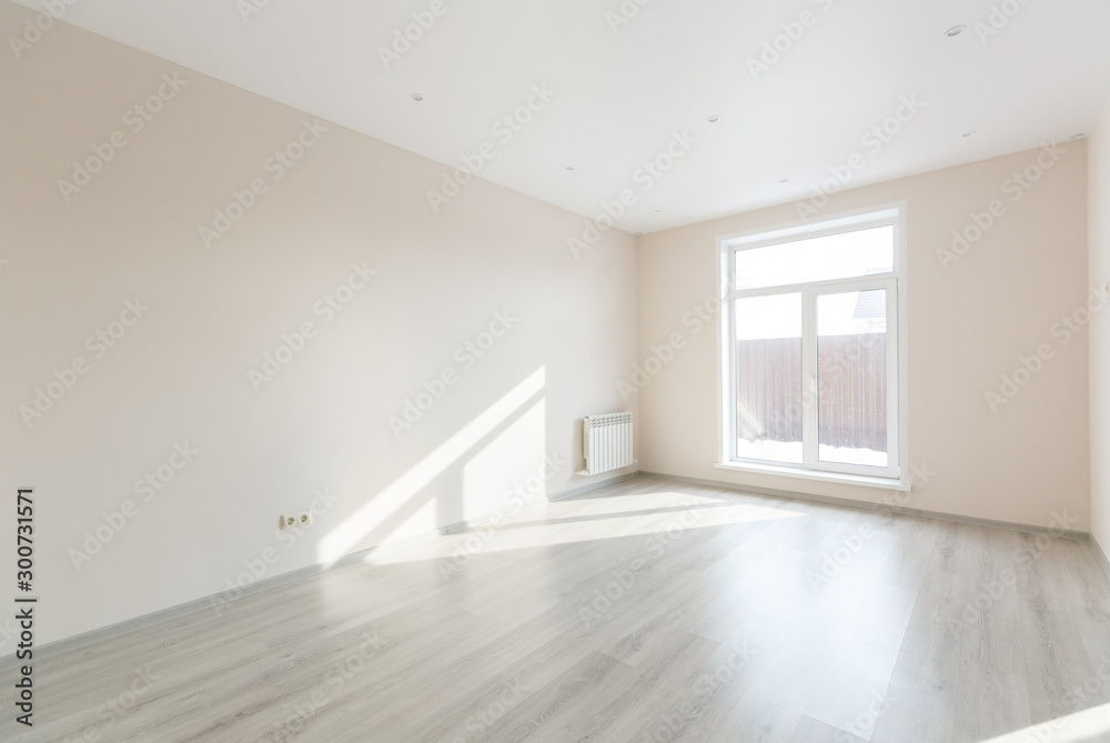 Fototapeta premium unfurnished house or apartment in bright colors
