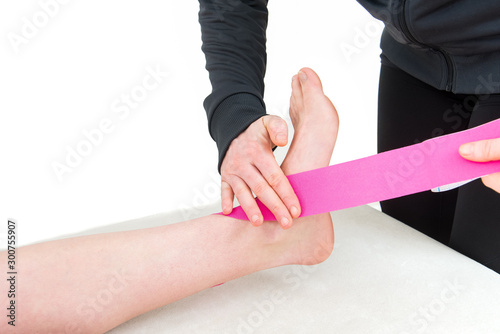 Sporttape - Physiotape anbringen photo