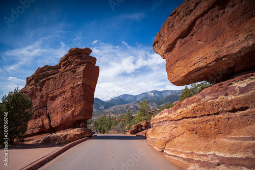 Balanced Rock in Garden of the Gods