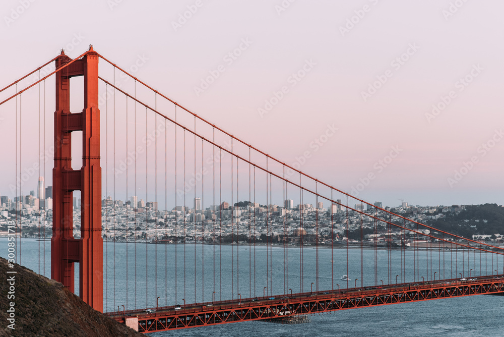 Abendstimmung an der schönen Golden Gate Bridge in San Francisco/kalifornien USA