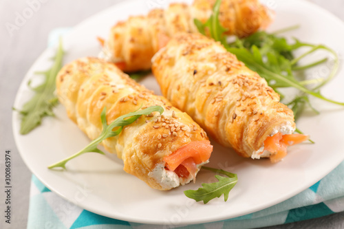 puff pastry with cheese cream and salmon