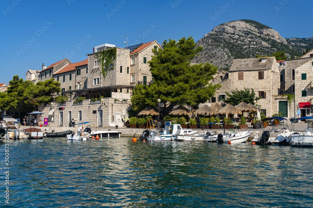 Bol Insel Brac Kroatien Ufer Promenade Mittelmeer Boote Urlaub Ferien Adria