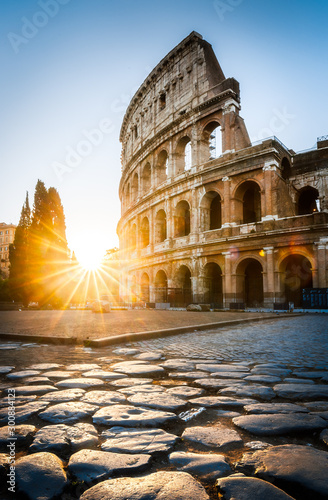 Print op canvas Sunrise at the Rome Colosseum, Italy