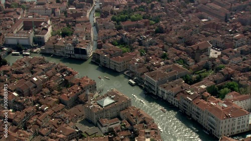 Ripresa dall'alto del Canal Grande di Venezia