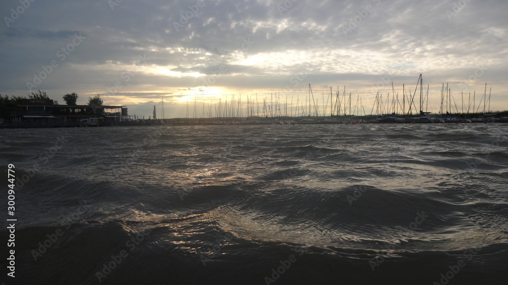 Wind und Wasser vereint Wind und Wasser vereint