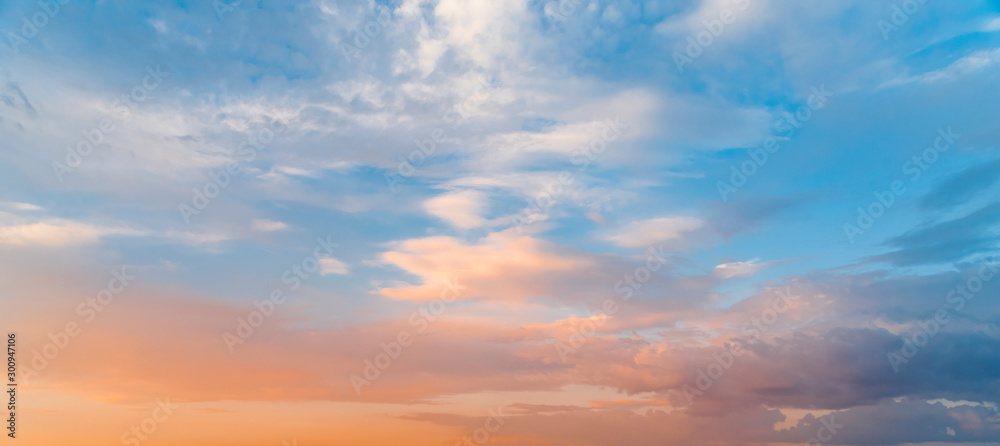 Beautiful sunset sky. Nature sky backgrounds.	 - obrazy, fototapety, plakaty 
