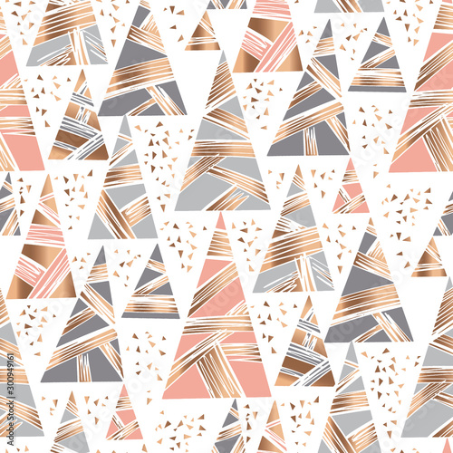 Hand drawn triangle Christm...