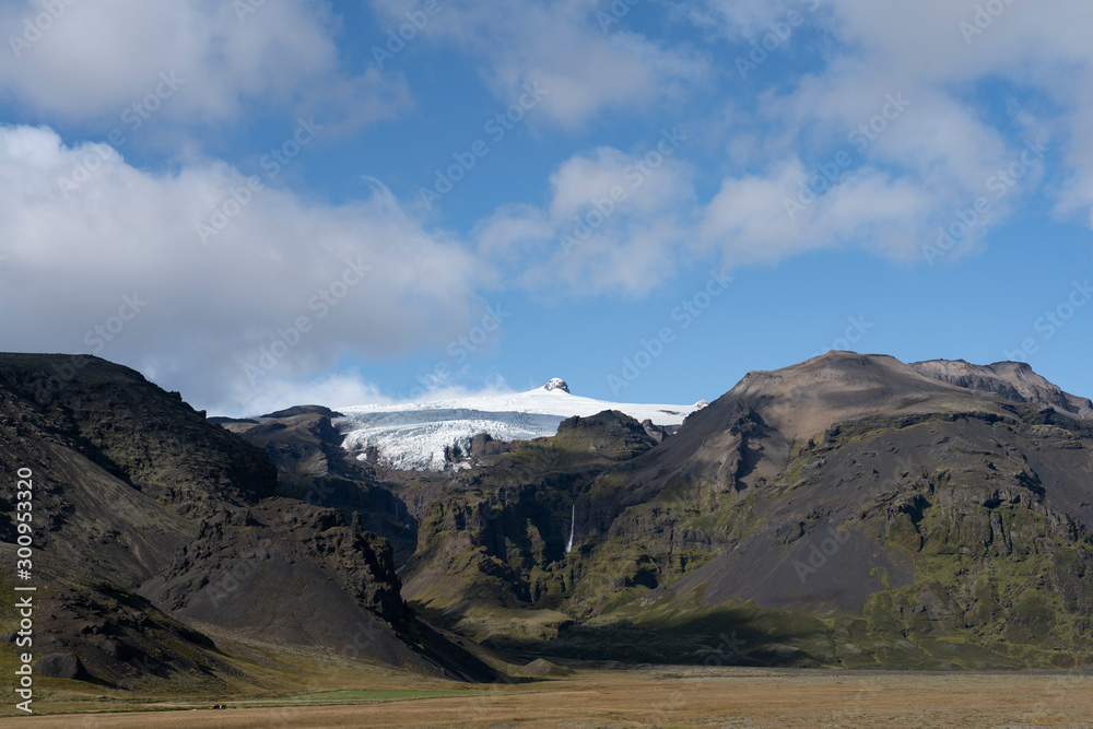 obvious glacier melting due to global warming at Vatnajokull glacier with Skaftafell glacier tongue in Iceland obvious glacier melting due to global warming at Vatnajokull glacier with Skaftafell glacier tongue in Iceland