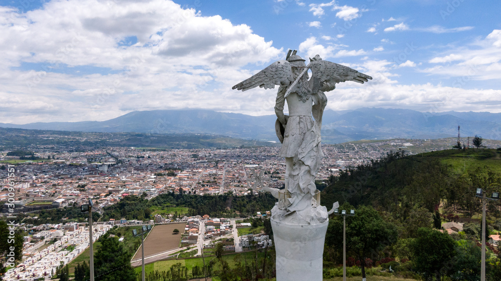 Obraz premium Aerial shot on overlook at Ibarra - Ecuador. Archangel