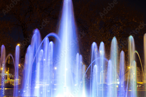 The colorful of fountain at night © Roberto Sorin