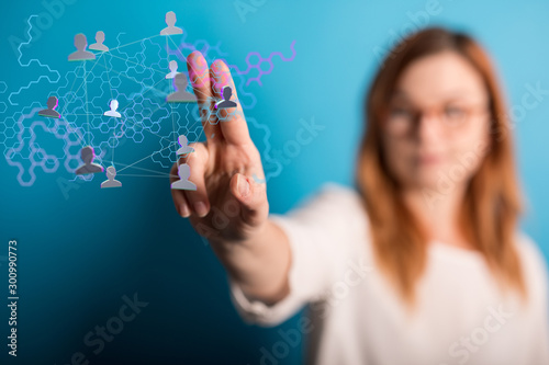 social network and leadersh...