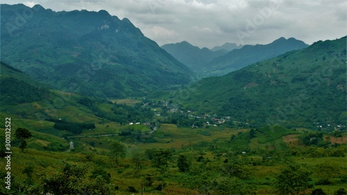 Fototapeta Naklejka Na Ścianę i Meble -  Landscape of Vietnam. Mountains. Traveling