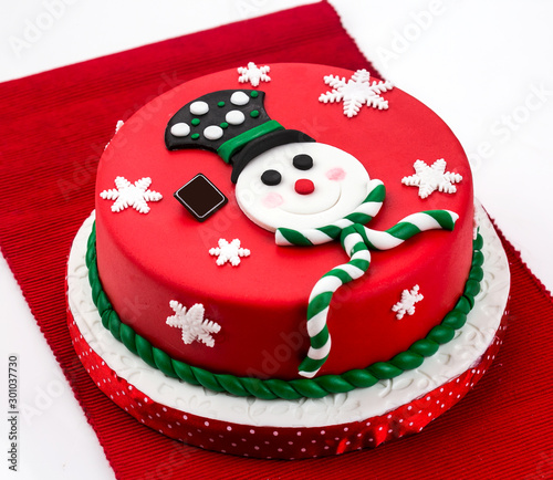 Christmas fondant cake with fondant figures 