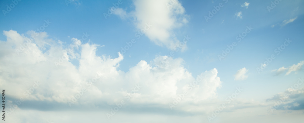 Obraz premium Blue sky clouds background. Beautiful landscape with clouds on sky
