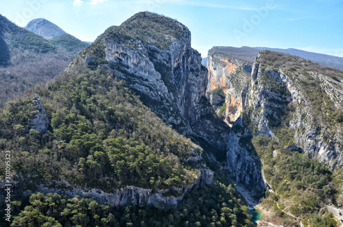 Gorges du verdon sud de la france alpes de haute provence. entrée des gorges panorama point sublime