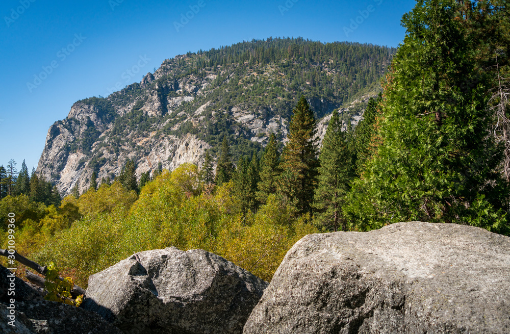 Mountain Landscape Vista at Kings Canyon National Park