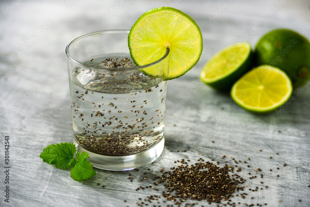 Fototapeta premium Chia seed and lime water