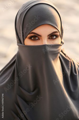 Portrait of beautiful Musli...