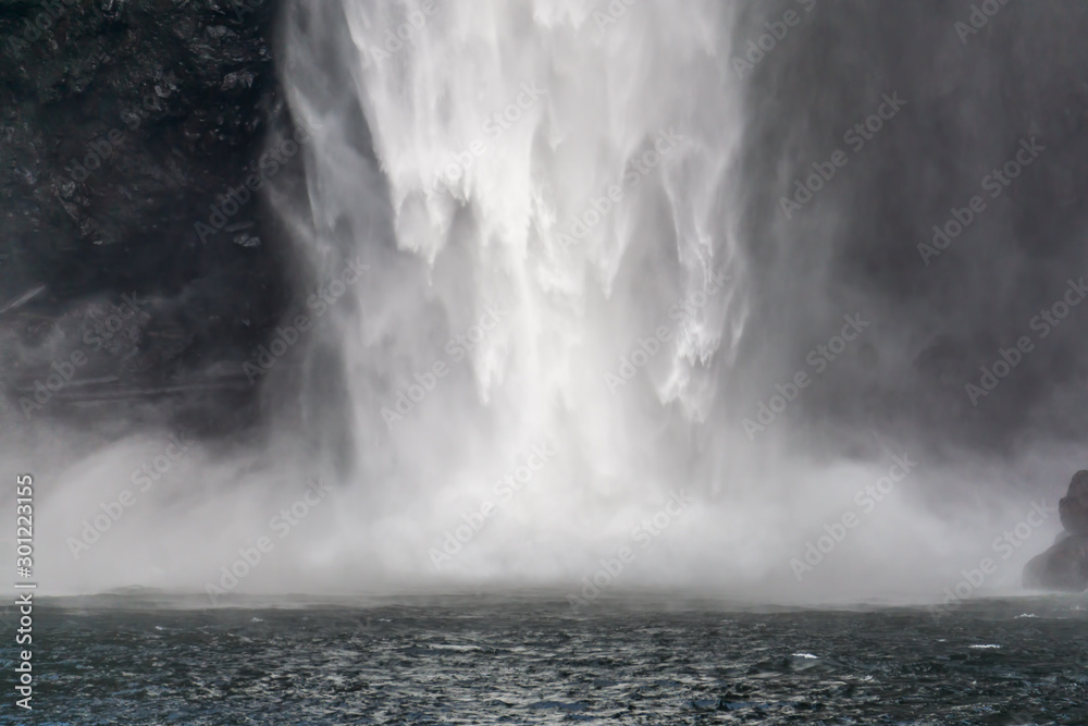 Naklejka premium Bottom Of Snoqualmie Falls 3