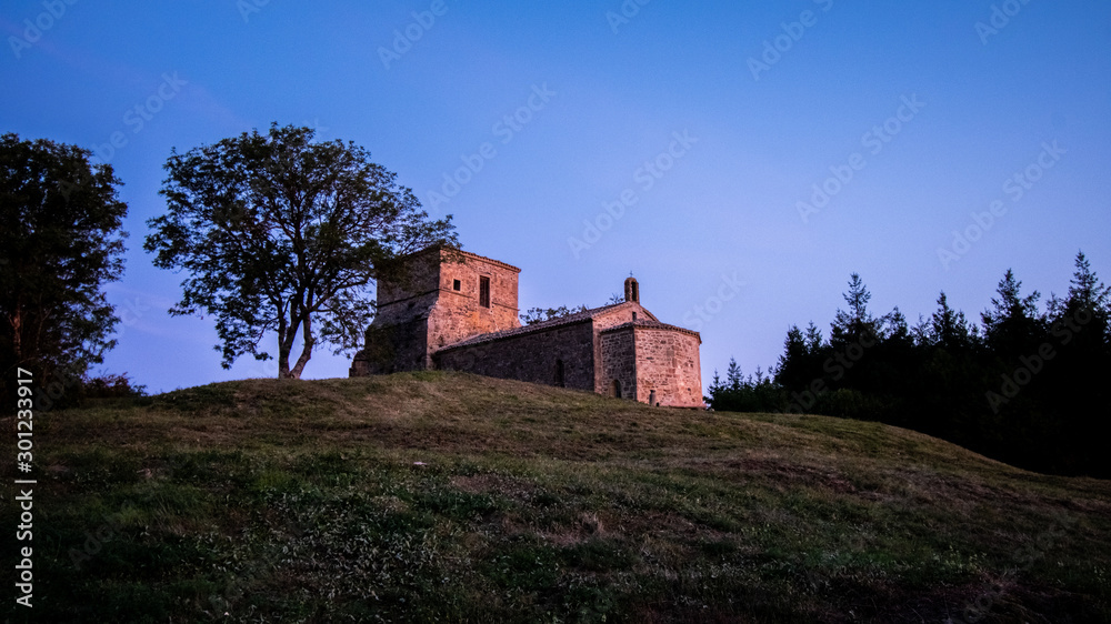 Fototapeta premium Chapelle de saint bonnet