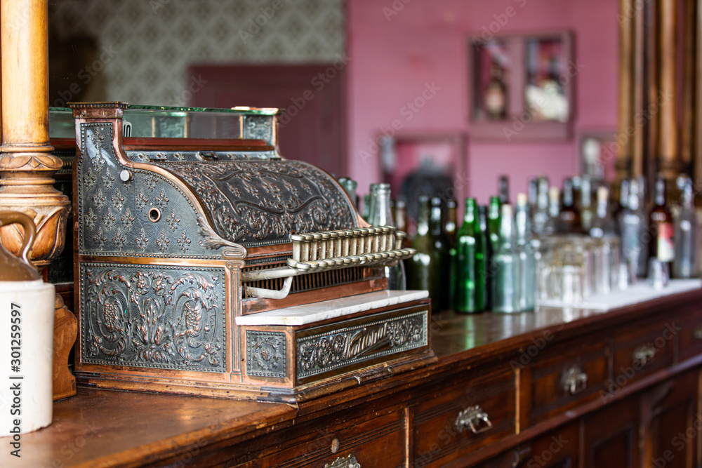 Bar cash register outlet