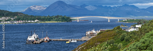 Obraz na plátně The Skye bridge, the Isle of Skye and The Cuillin mountains