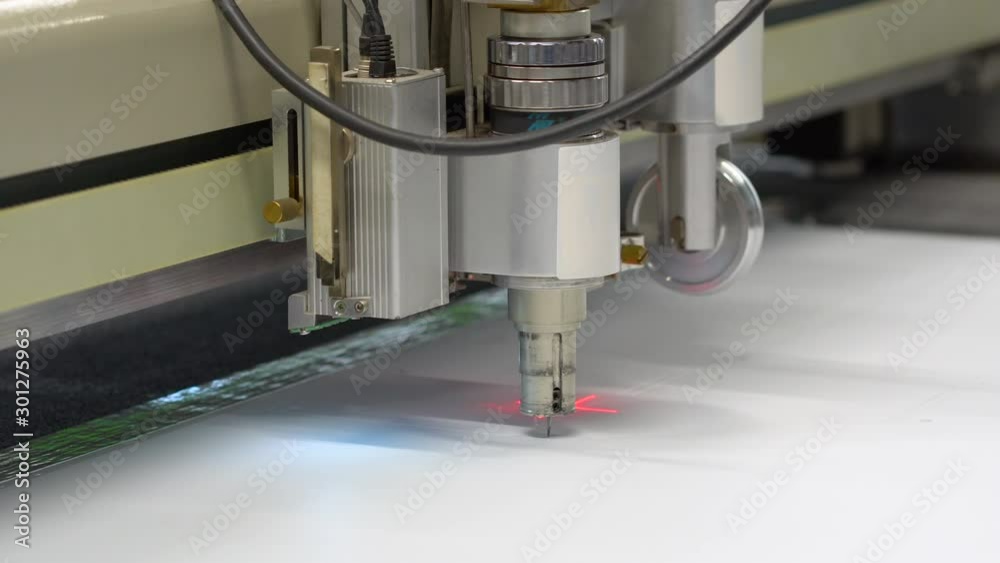 Digital cnc corrugated cardboard vibration knife cutting machine Digital cnc corrugated cardboard vibration knife cutting machine