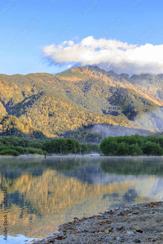 上高地　大正池　長野県松本市　Kamikochi　Taisho Pond　Nagano　Matsumoto city