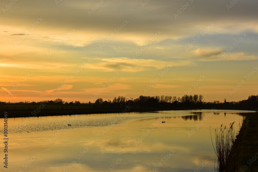 Obraz premium coucher de soelil aux pays-Bas